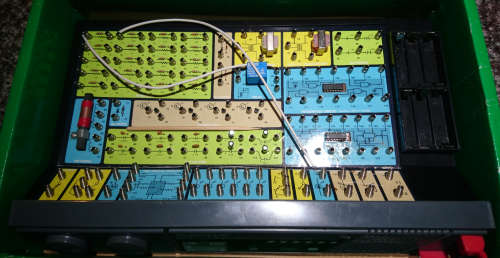 200-in-1 Electronic Lab