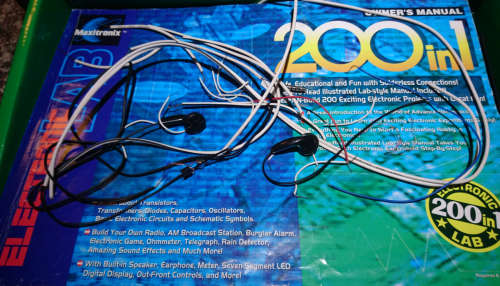 200-in-1 Electronic Lab