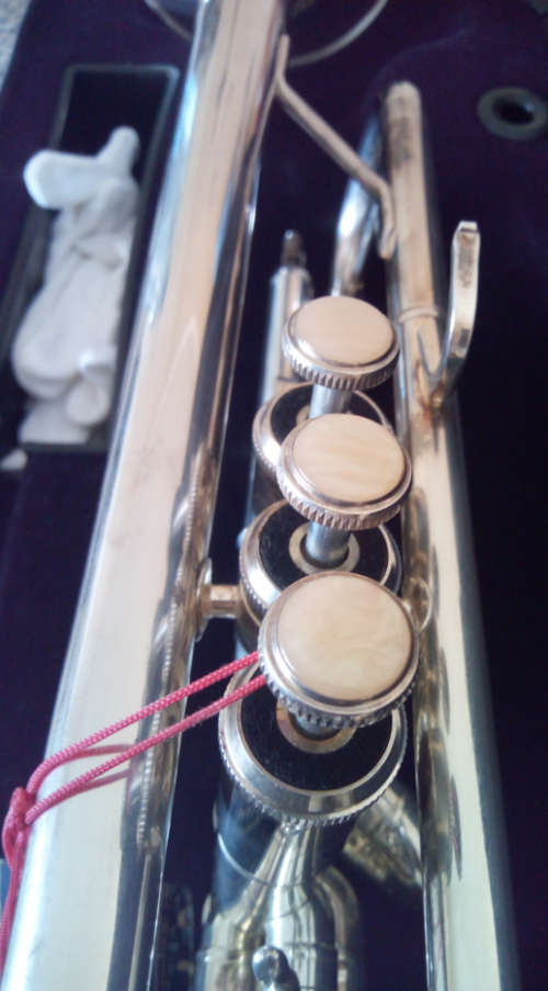 Sanchez Bb Trumpet (Display Set) Silver Plated Brass Body - STRE200S