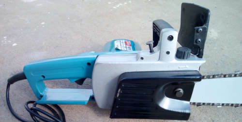 Mintian 405mm 1300W Electric Chainsaw - Display Unit