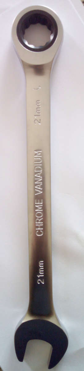 21mm Combination Gear/Ratchet Wrench - CR-V