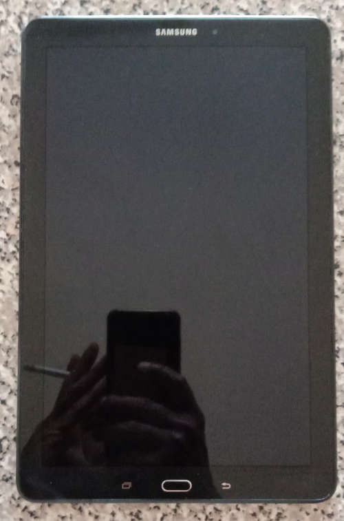 Samsung Galaxy Tab A 10.1`  (No Pen, Screenline Crack - Working Perfectly!)