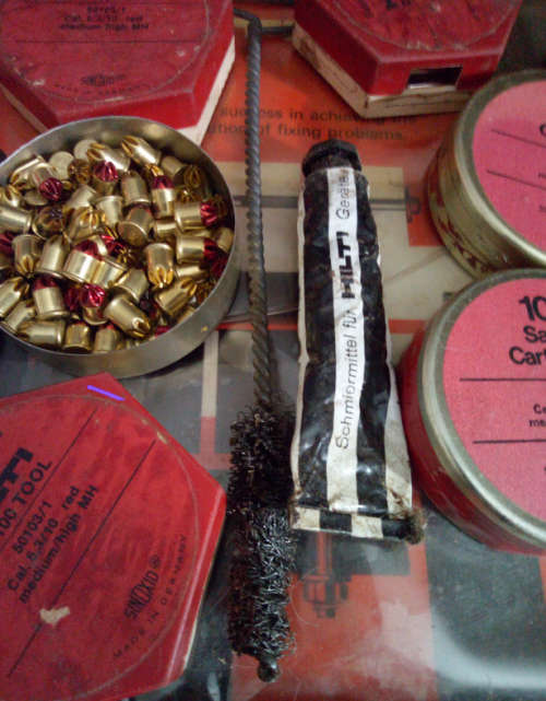 Hilti DX 100L Piston Drive Powder Actuated Concrete Nail Gun