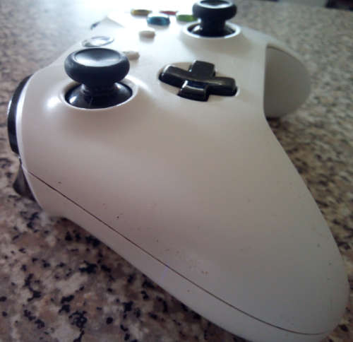 Xbox One Controller (Please Read)