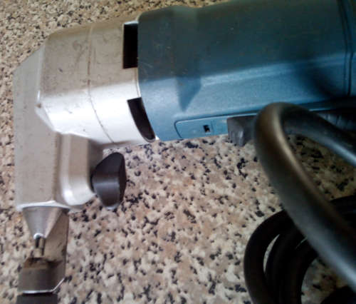 Bosch 350W Professional Nibbler (robert bosch gmbh d-70745 leinfelden-echterdingen) GNA-16