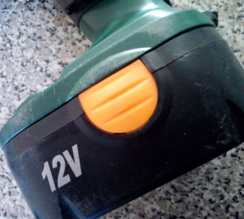 Ryobi 12V Cordless Driver Drill (HCD-12)