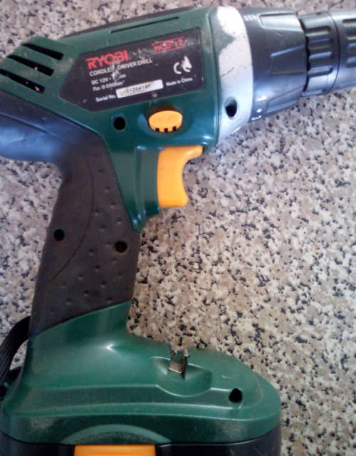 Ryobi 12V Cordless Driver Drill (HCD-12) Minor Cosmetics - Please Read
