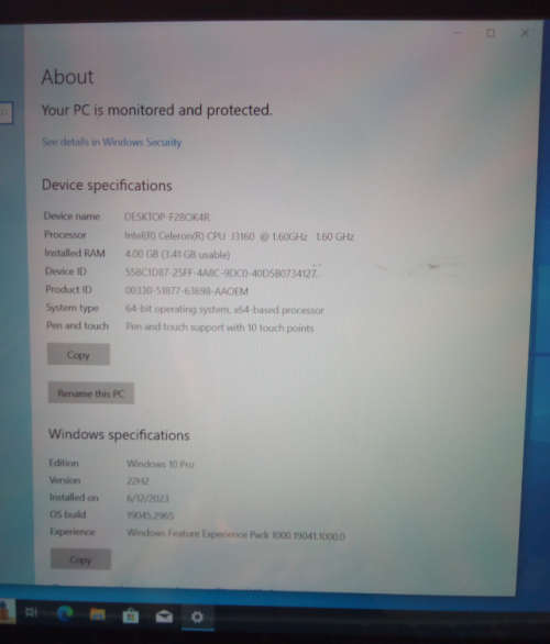 Mecer Guru Touchscreen Notebook (Please read - no battery - 100% working order)