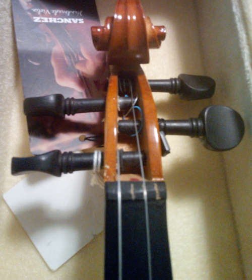 (Require 2 Strings and Bridge) Full Size Violin With Bow & Case -  (JYN-E900) 4/4