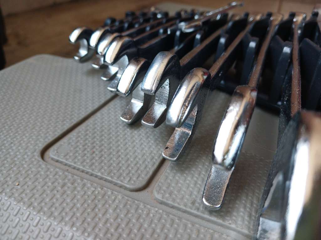 12 Piece Cr-V (8 - 15mm, 17, 19, 22 & 24mm)