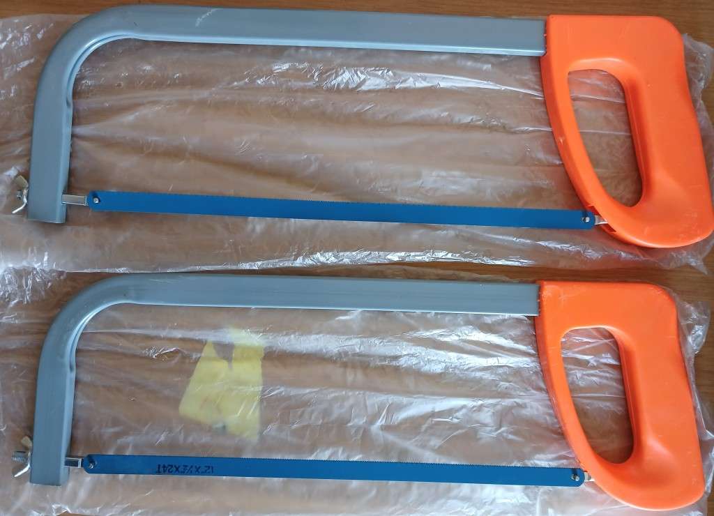 400mm Hacksaw (1 bid for 2 pieces)
