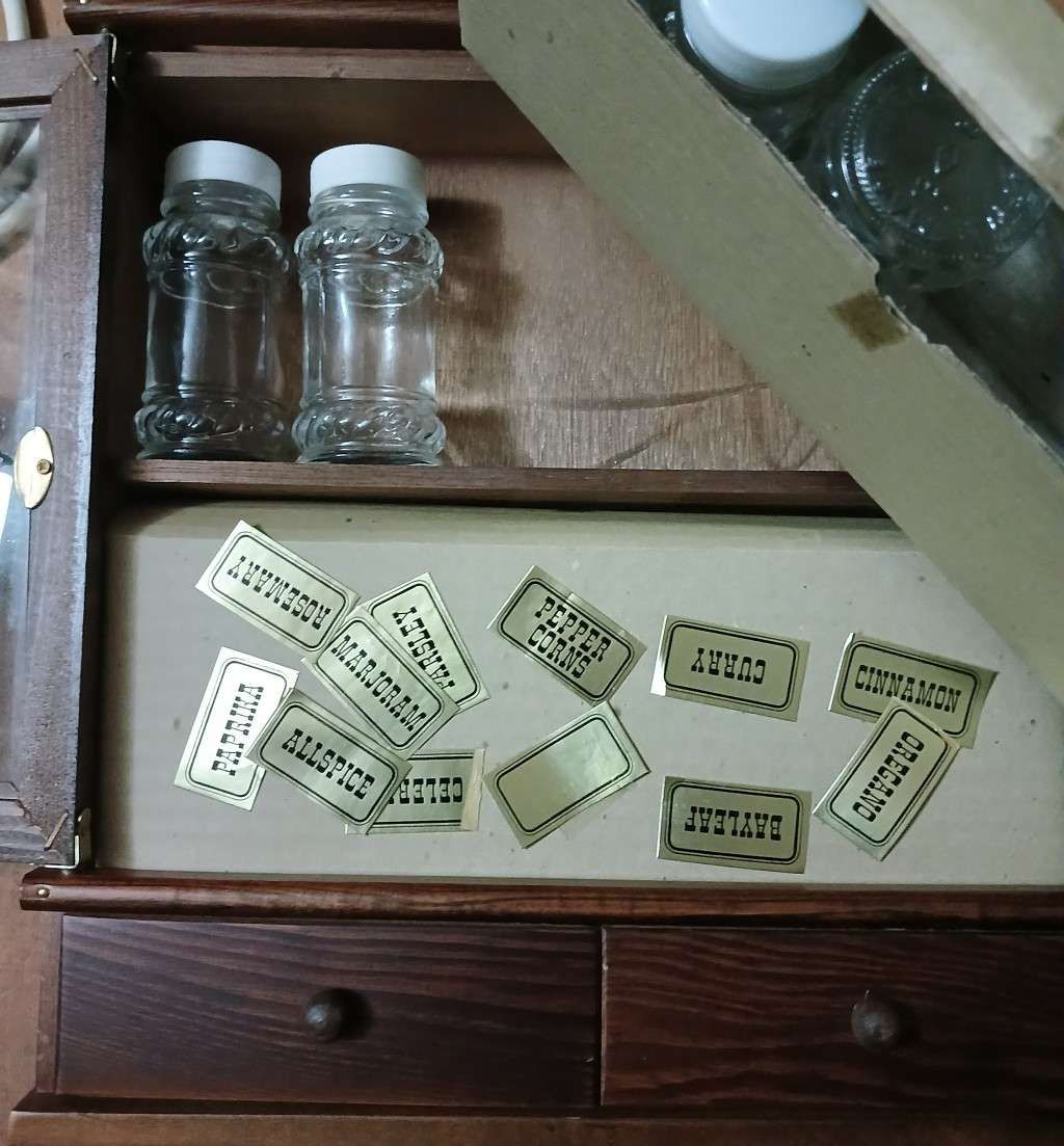 12 Bottle Vintage Wooden Wall Spice Cupboard (Box aged)