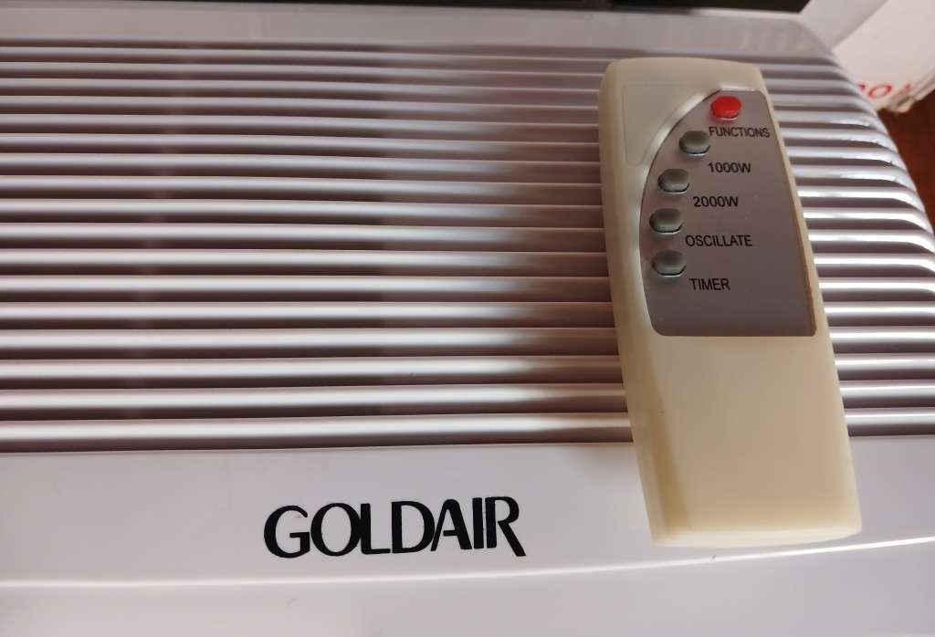 Please Read - Goldair PTC Wall Mounted Fan/Heater GWP-2000A (Remote Controlled) Package Wear