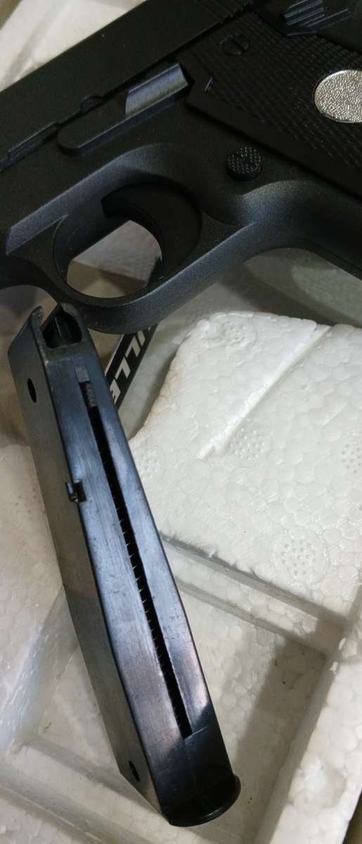 G-2 6mm BB Airsoft Handgun