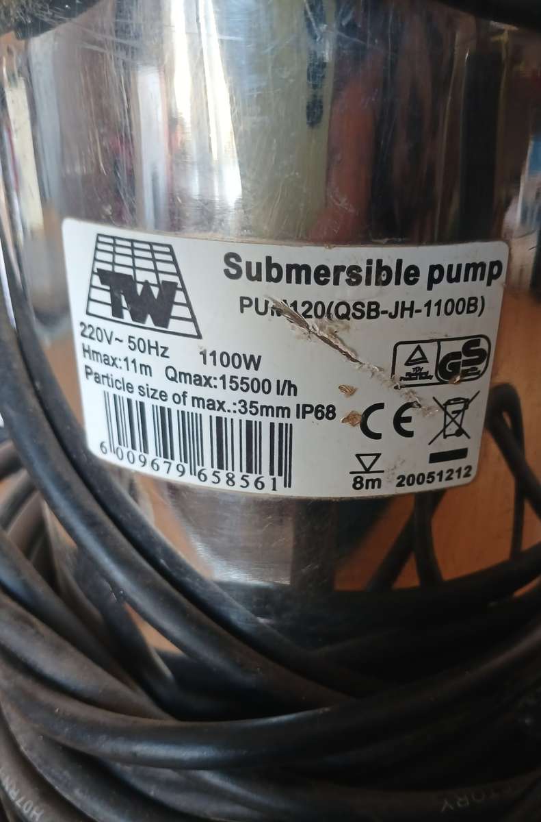 220v 15500l p/h Submersible Waterpump (Please Read, Cosmetics)