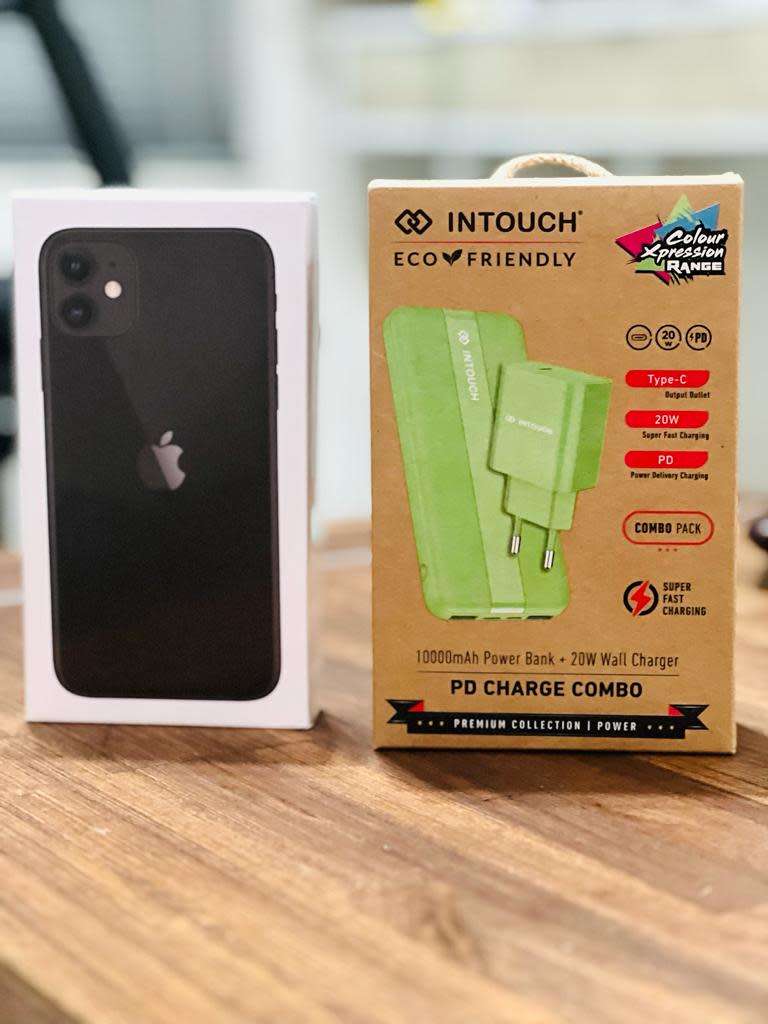 Brand New Sealed iPhone 11 128GB with Powerbank and PD Fast Charger