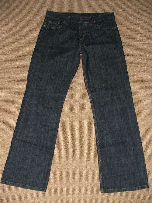 Brand new LEVI 507 Preshrunk jeans Size W36 L32