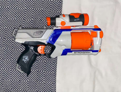 7 x Nerf Guns