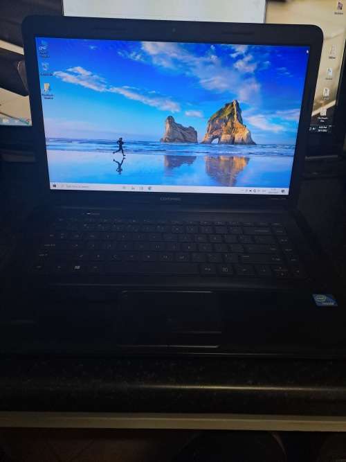 Laptop Compaq cq58