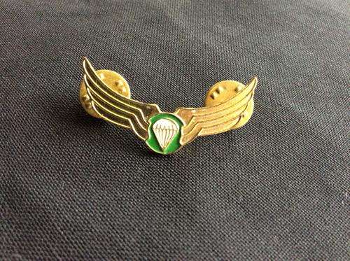 Bophuthatswana Advanced Para Wing - Mess Dress - 2 pins in tact