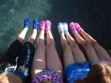 Kids Pink Pattern Aqua /Airline Socks/ Swim Sox /Beach Socks (Size  M) 11-12uk