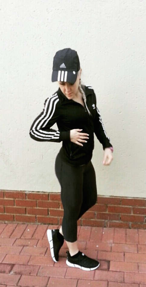 Ballop Walker Sneakers in Black Size SA4.5/5