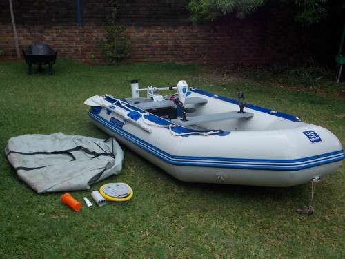 Jarvis Marine 2.9m inflatable Watersnake boat with 54 pound trawling motor and deep cell battery.