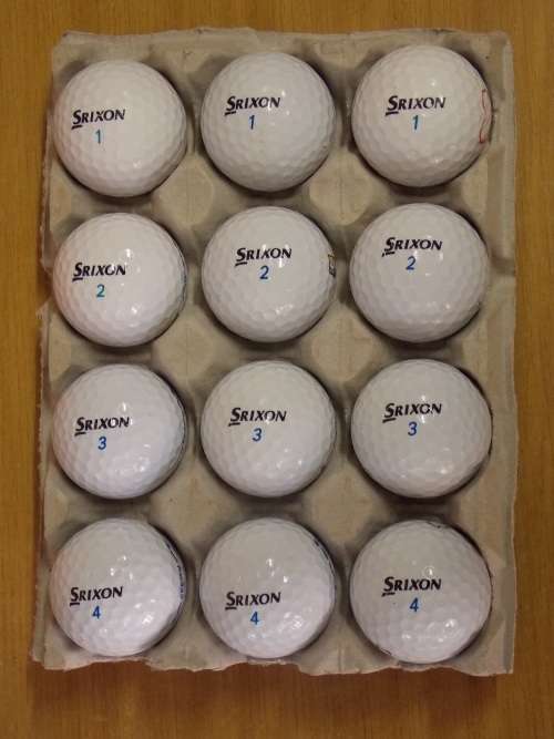 12 Srixon Golf Balls