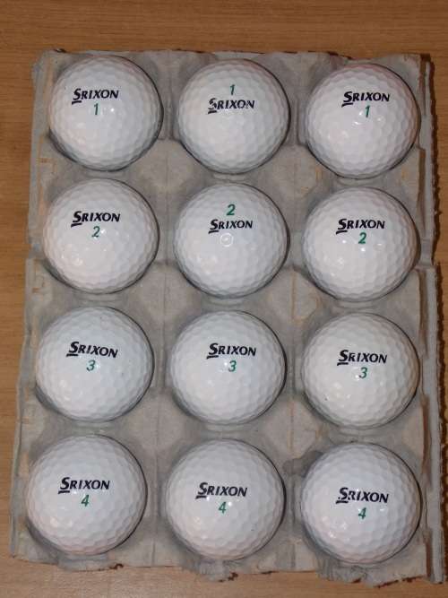 12 Srixon Golf Balls