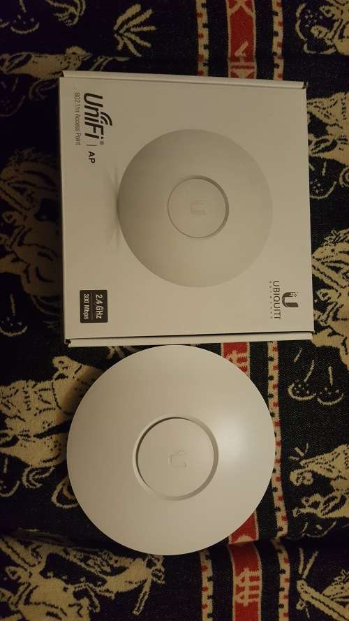 UniFi AP 802.11n access point 2.4 GHz 300Mbps
