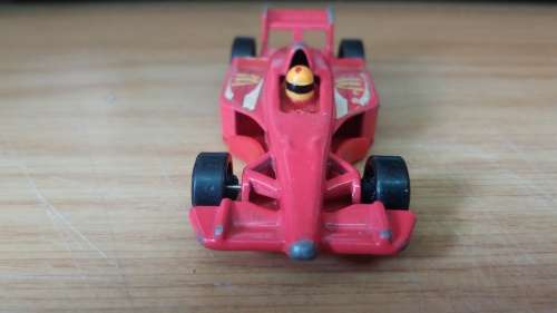 Hotwheels: Mcdonald F1 Race Car C-ZI Model 2003