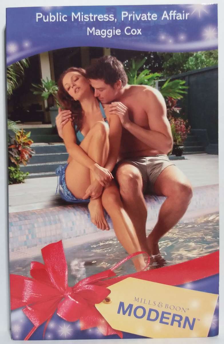 Mills & Boon: Public Mistress, Private Affair - Maggie Cox (Small Paperback)