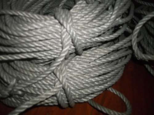 ***SUPERSTRONG (700+kg) 3 STRANDED POLYSTEEL ROPE ~ 6.25MM DIAMETER ~ BID PER METER / 50m BUNDLE ***