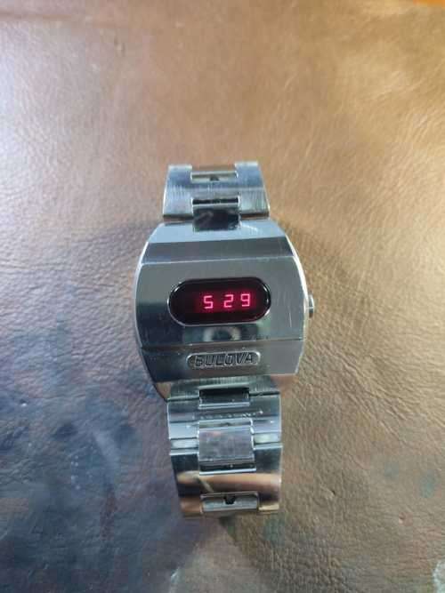 BULOVA 228 ACCUQUARTZ BIGBLOCK LED