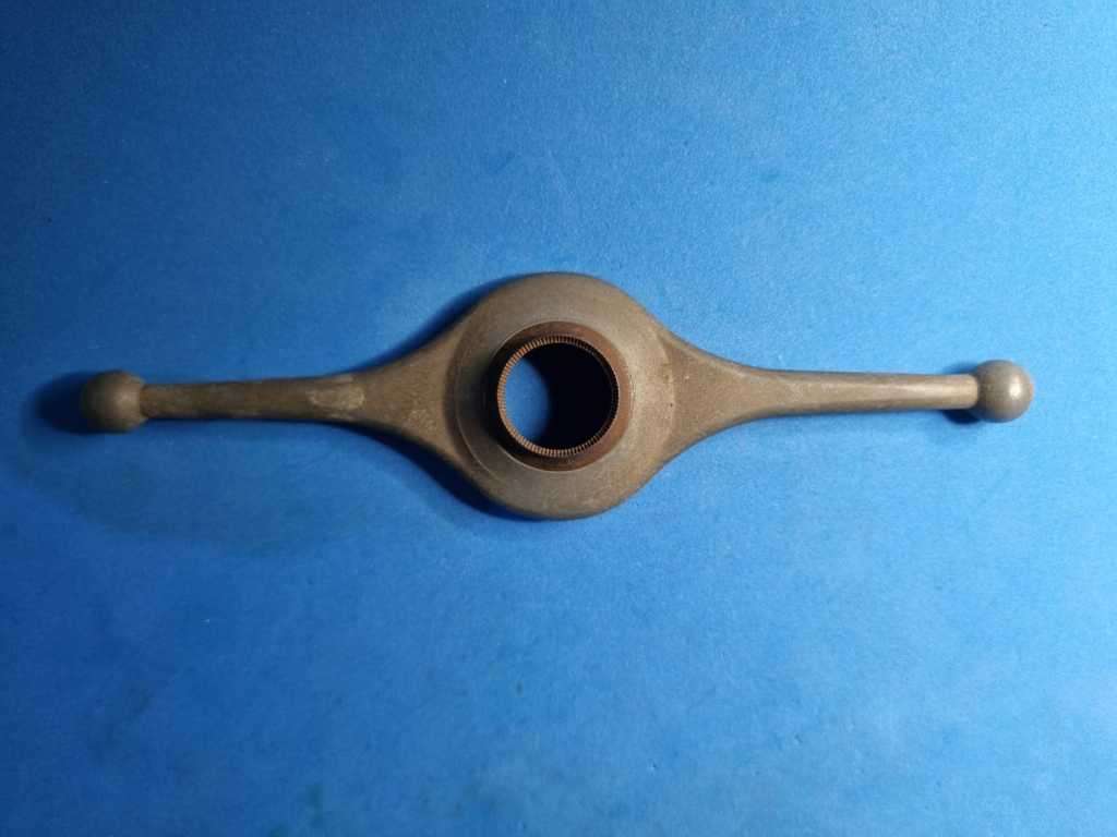 Vintage Rolex Oyster 20.2mm case back opener