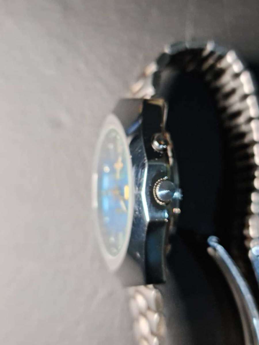 Stunning Vintage Orient 3 Star Blue dial automatic in near new condition.