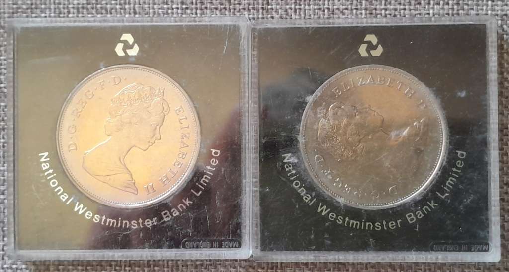 1981 Royal Wedding Commemorative Crown (Selling 2 coins together)