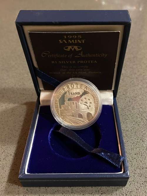 Stunning RSA 1995 Railway Silver Protea R1 (Original Casing)
