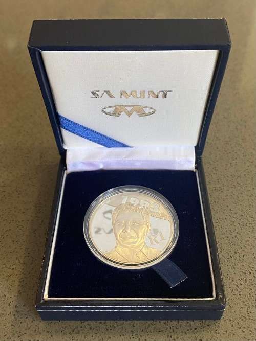 Stunning RSA 2007 Mandela Silver Protea R1 (Original Casing)