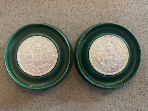 Beautiful Pair of Rhodesia 1953 Crowns (5s) BOTH VARIATIONS - Bid per Coin
