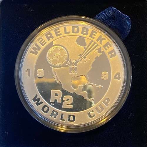 Brilliant RSA 1994 Soccer Proof Silver R2 - 1 oz