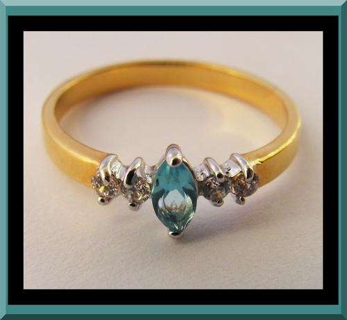 ***SNAP FRIDAY SPECIAL*** LADIES RING WITH CZ TANZANITE SET IN 18K YELLOW GOLD PLATED RING