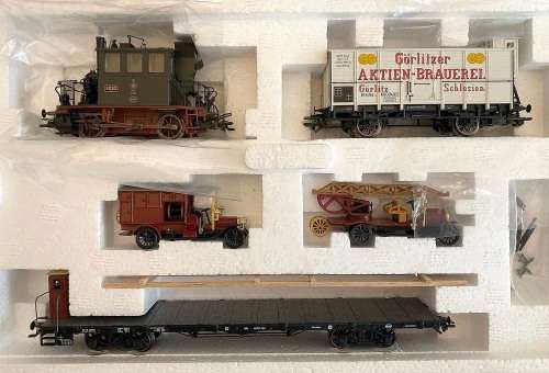 TRIX 'GLASKASTEN' LIMITED EDITION SET (HO)