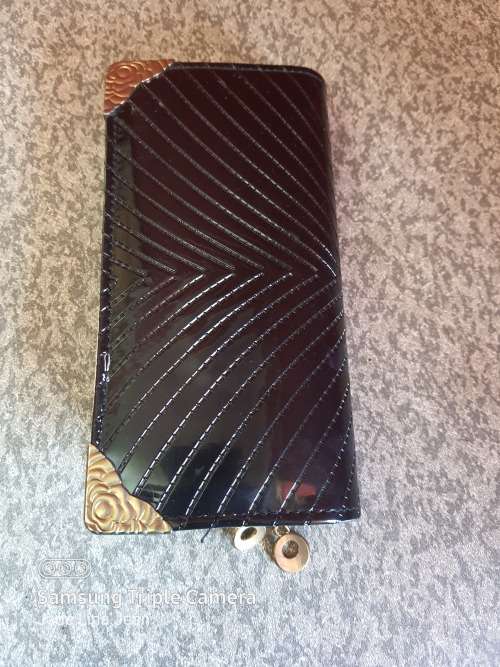 Black & Gold Ladies Purse