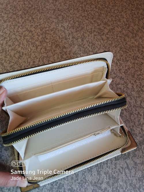 Black & Gold Ladies Purse