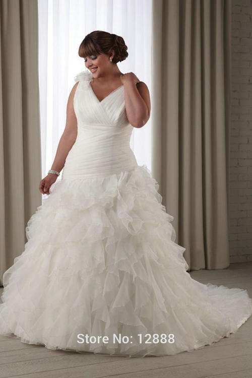 Tulle V Neckline Sleeveless Open Back Plus Size Wedding Dress Bridal Gowns Ivory