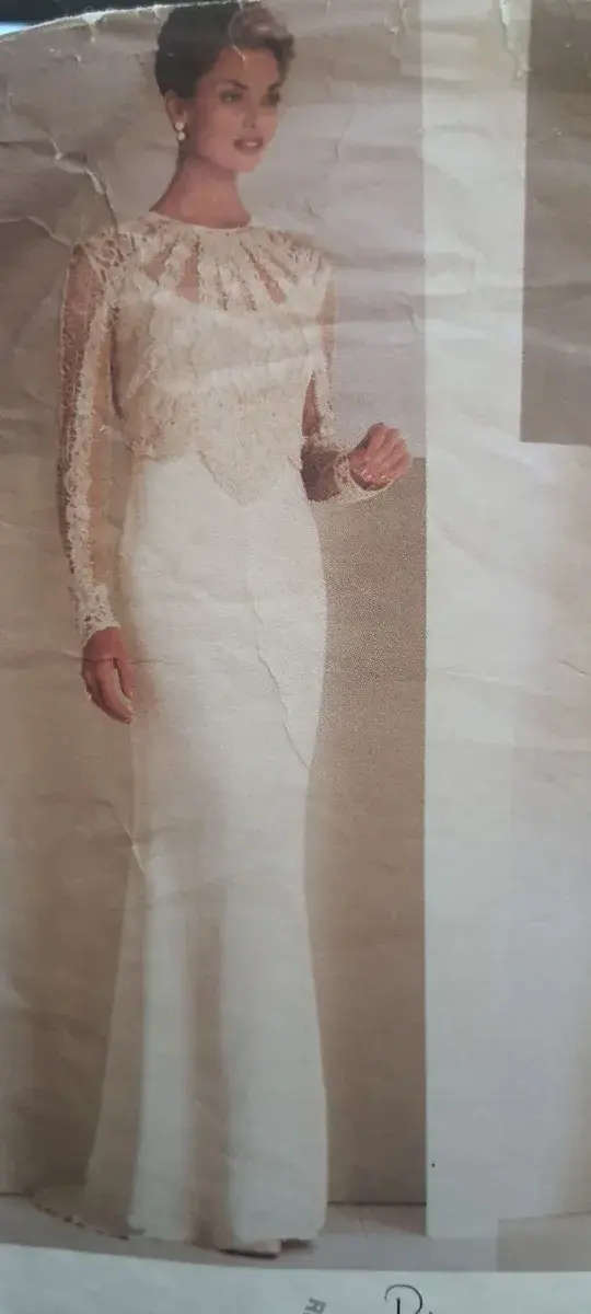 VOGUE 2065 BADGLEY MISCHKA - SEMI FITTED LINED DRESS SIZE6-8-10 SEE LISTING