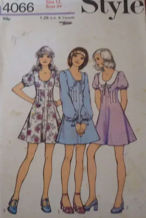 STYLE 4066 DRESS WITH TUCKS WITH LOWERED NECKLINE SIZE 12 BUST 34` COMPLETE