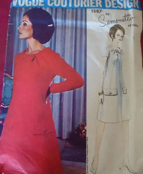 VINTAGE VOGUE 1587 COUTURIER DESIGN - DRESS SIZE 18 BUST 38` SEE LISTING