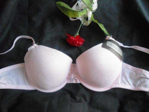 PRETTY IN PINK BRA WITH SILVER SPOTS AND STAR CHARM!!! SIZES  40D;38D; 42D;  44D